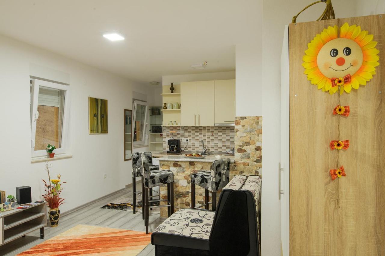 Studio Apartments Kim - Dilberovic Мостар Екстер'єр фото
