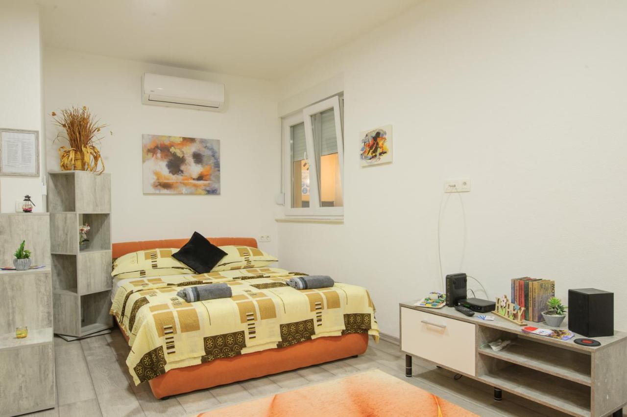 Studio Apartments Kim - Dilberovic Мостар Екстер'єр фото
